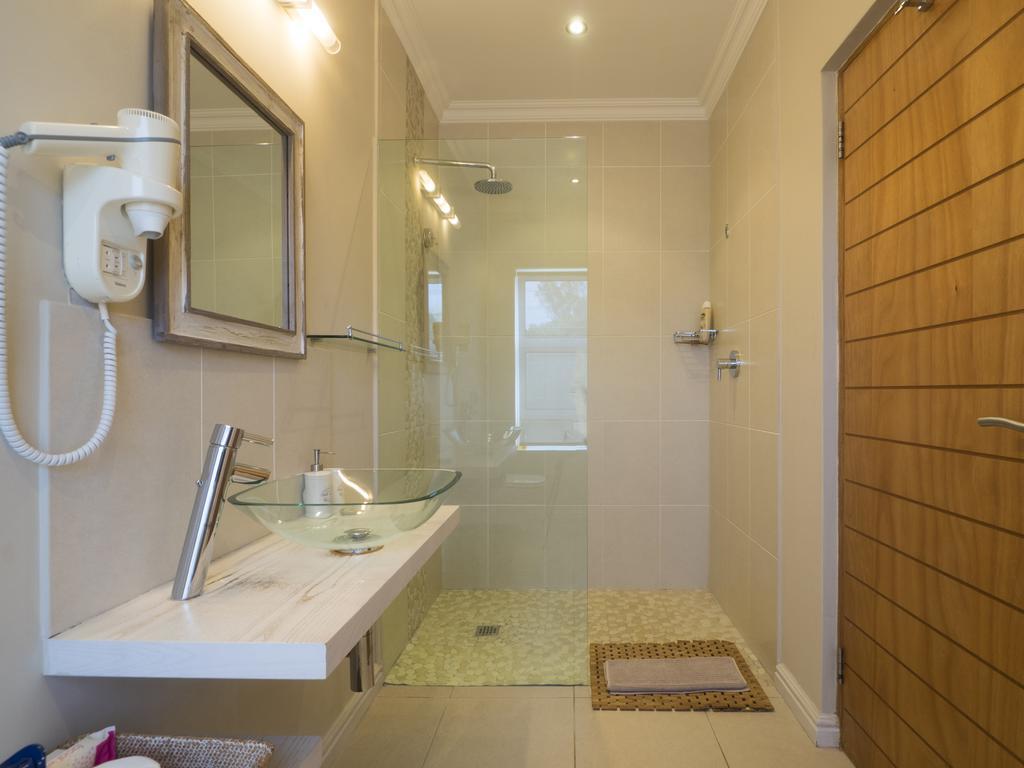 Bahari Beach House Plettenberg Bay Quarto foto