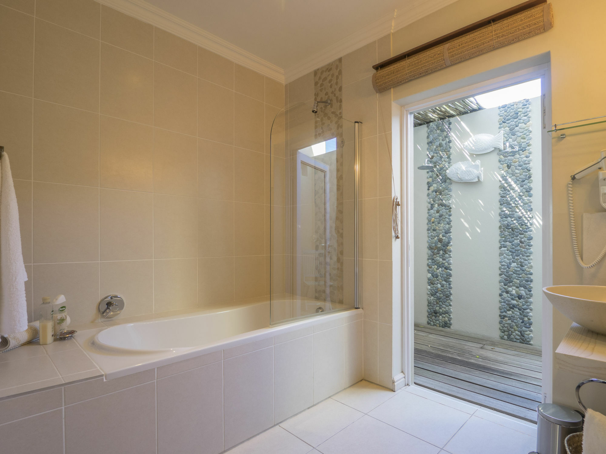 Bahari Beach House Plettenberg Bay Exterior foto